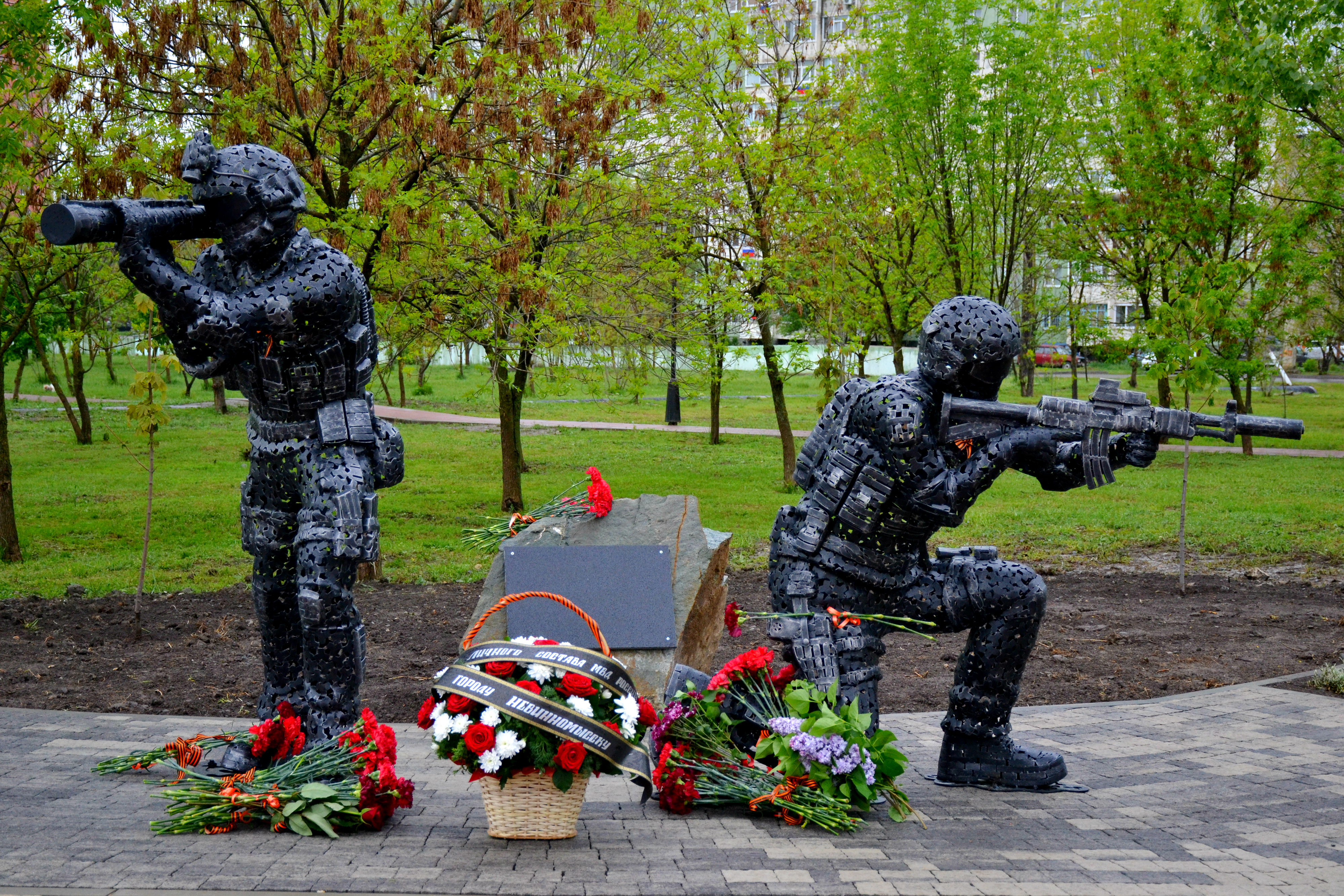 Памятник спецназовцам в Невинномысске